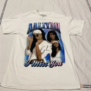 Aaliyah t shirt Size Medium Women I Miss You Graffiti Design Blue And White